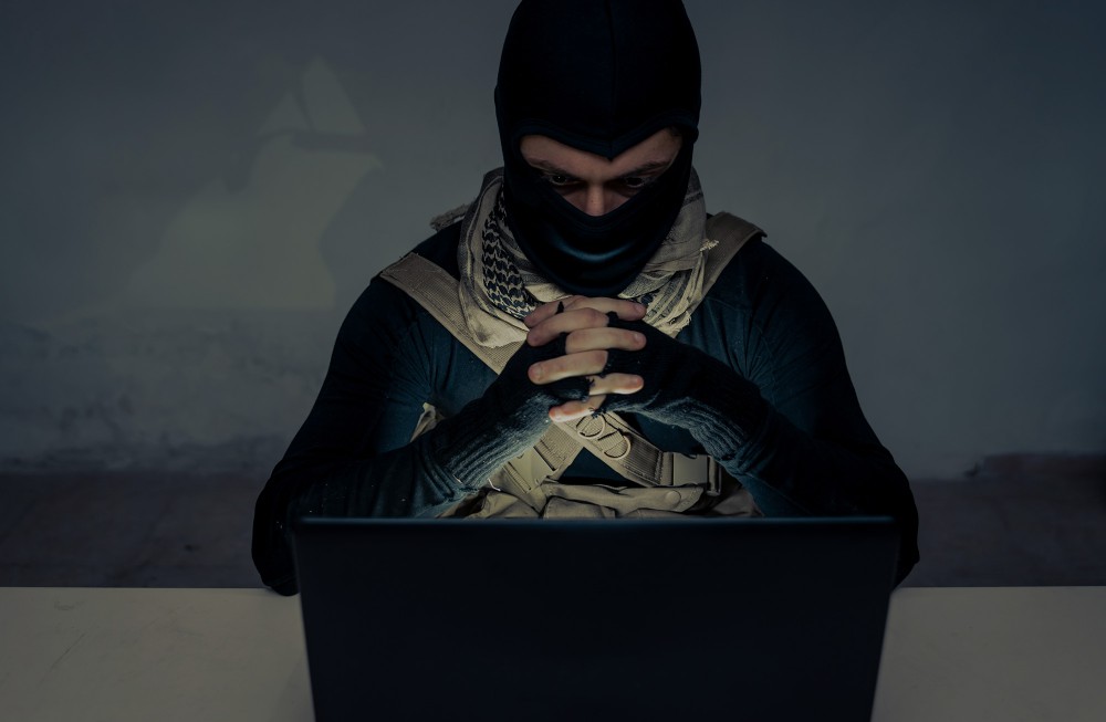 cyber-safe-warwickshire-online-radicalisation-extremism